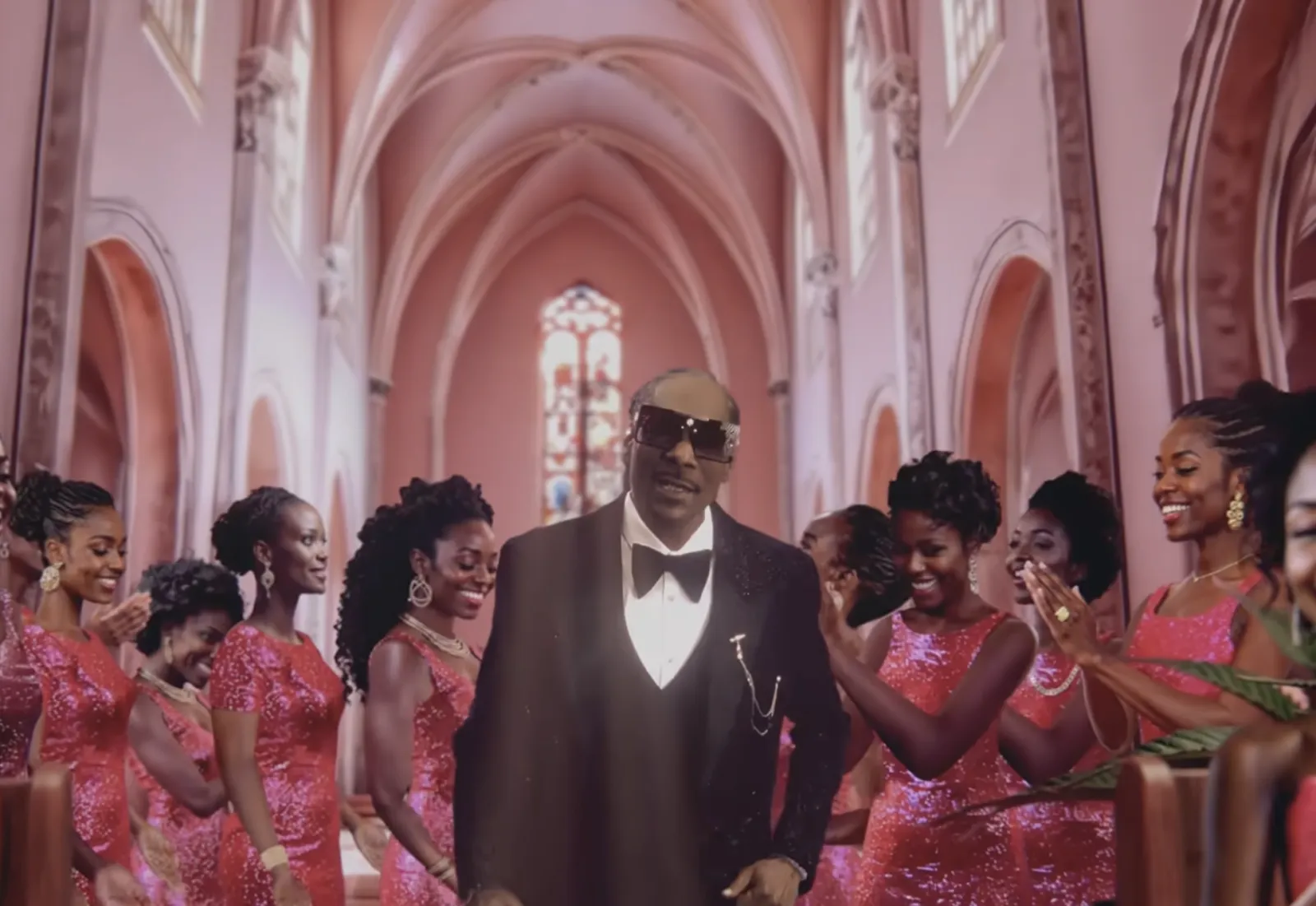 Snoop Dogg – Last Dance with Mary Jane — CLIP